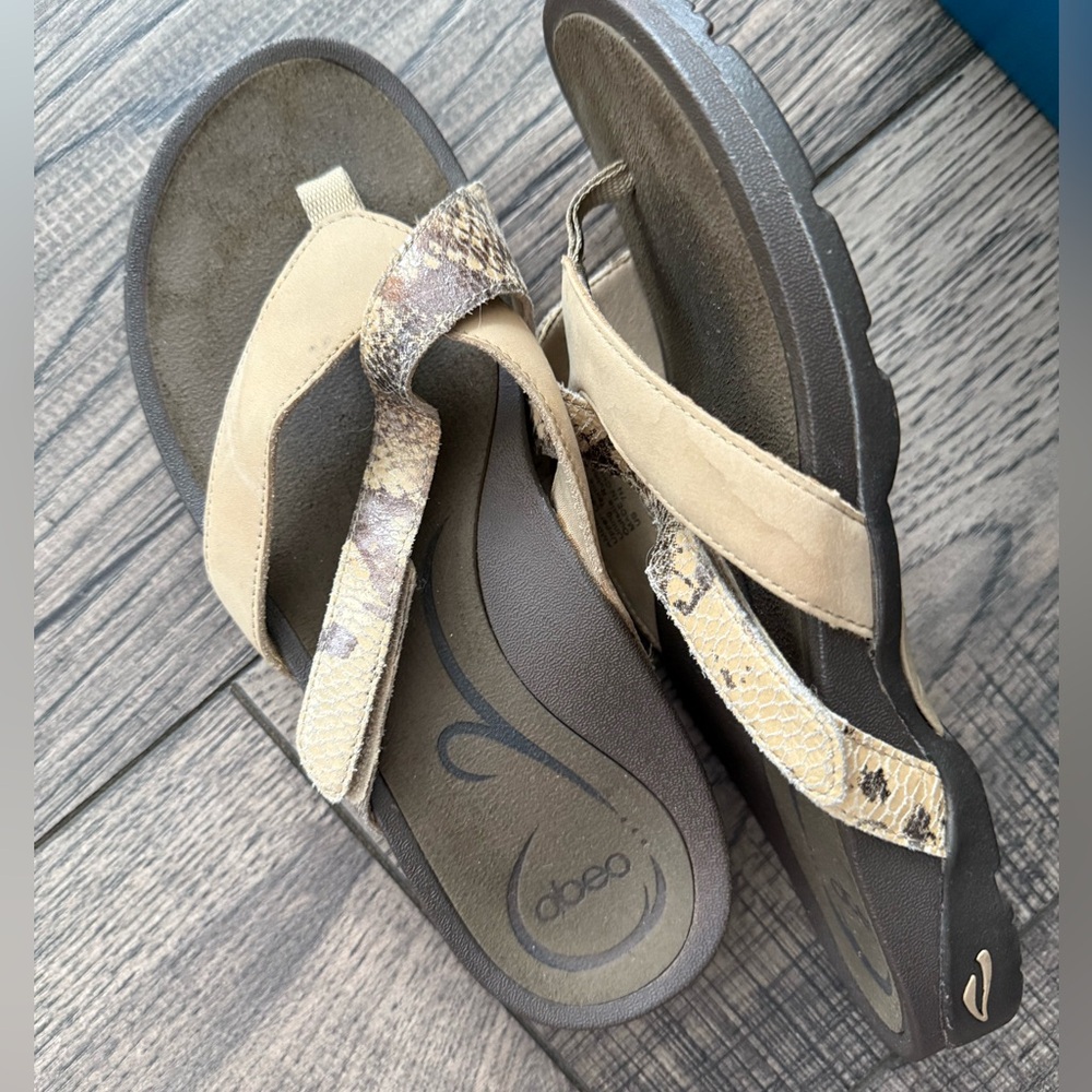 ABEO Amber Sandal